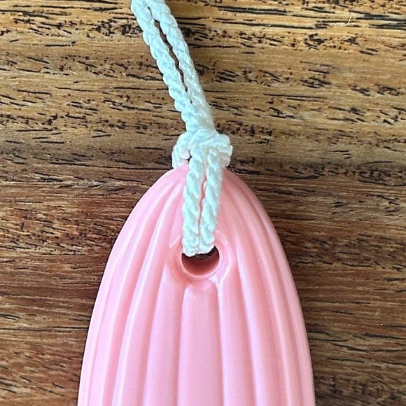 VINTAGE Pink Avon Powder Puff Wand - Picture 9 of 10